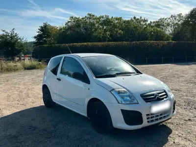 Gebraucht Citroën C2 60 PS (44 kW) 2008 Weiß Kleinwagen