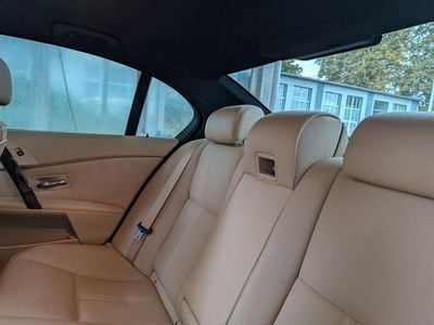 Usado BMW 550 M Sport 367 HP (269 kW) 2006 Andere farben Sedan