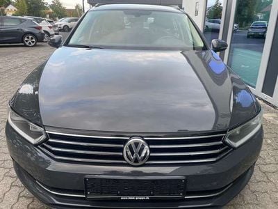Uranograu Gebraucht 2016 VW Passat Comfortline Kombi | 11.900 € (Fairer Preis)