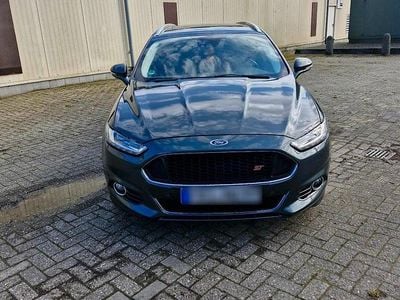 Usata Ford Mondeo ST-Line 180 CV (132 kW) 2016 Verde Station wagon