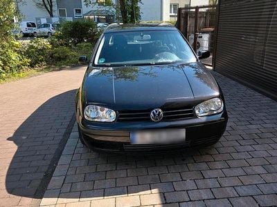 Usata VW Golf IV 110 CV (80 kW) 2002 Nero Utilitaria