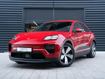 Gebraucht Porsche Macan 4 Electric 300 kW (408 PS) 2026 Rot SUV