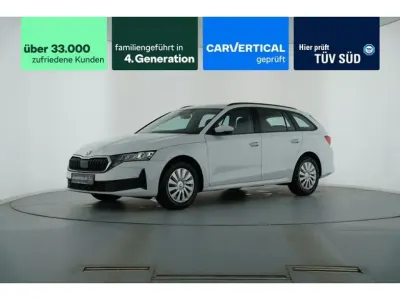 Gebraucht Skoda Octavia Essence 116 PS (85 kW) 2025 Moonweiss metallic Kombi