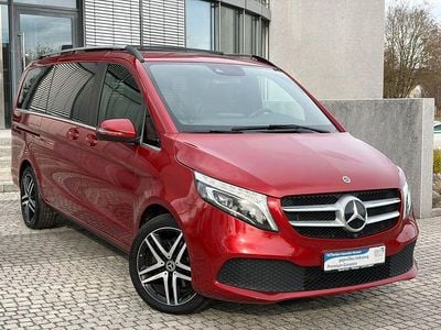 Gebraucht Mercedes V300 Avantgarde Edition 239 PS (175 kW) 2019 Rot Van / Kleinbus