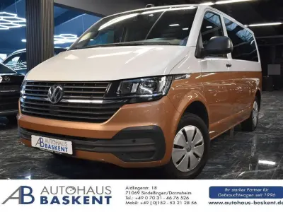 Gebraucht VW Multivan 150 PS (110 kW) 2021 Lackierung: 2farbenlackierun Van / Kleinbus