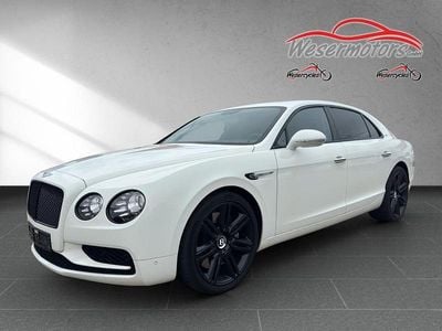 Weiß Gebraucht 2018 Bentley Flying Spur Limousine | 68.490 €