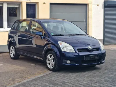 Używany Toyota Corolla Luna 136 KM (100 kW) 2008 Niebieski Sedan/Limuzyna