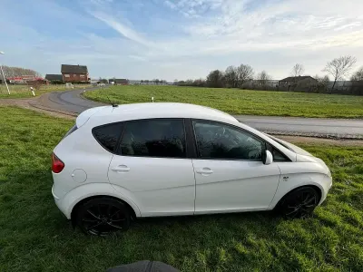 Gebraucht Seat Altea Sport 160 PS (117 kW) 2009 Weiß Kleinwagen