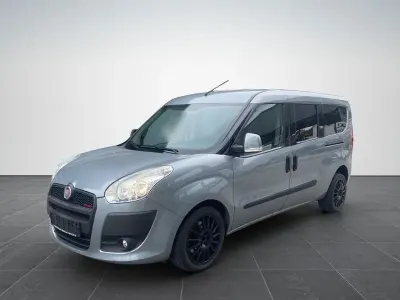 Gebraucht Fiat Doblò 135 PS (99 kW) 2012 Grau Van / Kleinbus
