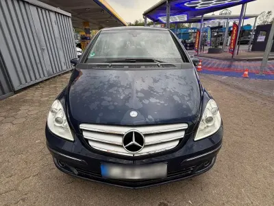 Usata Mercedes B150 95 CV (69 kW) 2008 Blu Monovolume