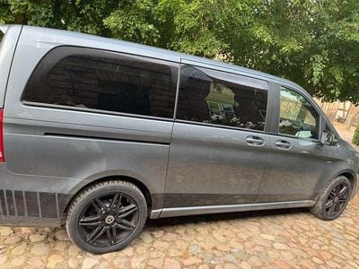 Mercedes V250