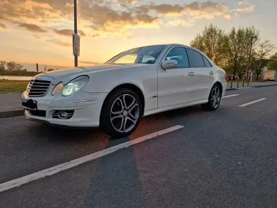 Brugt Mercedes E500 Avantgarde 306 HK (225 kW) 2002 Hvid Sedan