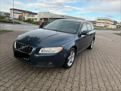 Gebraucht Volvo V70 185 PS (136 kW) 2009 Grau Kombi