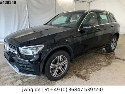 Używany Mercedes GLC300e AMG line 306 KM (225 kW) 2021 Czarny SUV