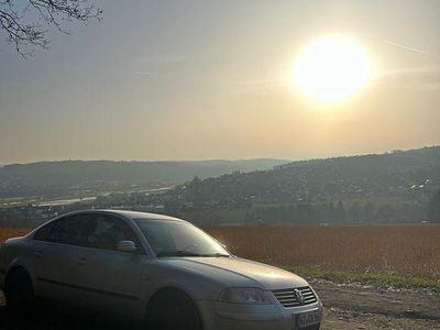 Gebraucht VW Passat Comfortline 150 PS (110 kW) 2001 Silber Limousine