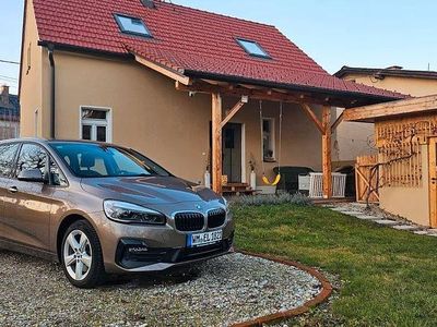 Gebraucht BMW 218 Gran Tourer Sport Line 150 PS (110 kW) 2020 Braun Van / Kleinbus