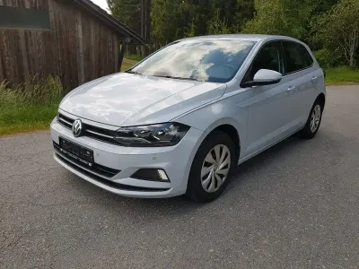Gebraucht VW Polo Comfortline 95 PS (69 kW) 2019 Silber Kleinwagen