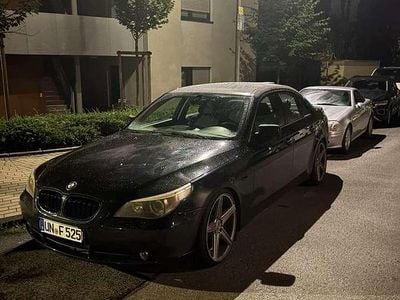 BMW 525