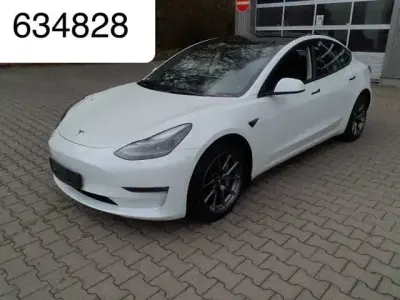 Usata Tesla Model 3 Long Range AWD 366 kW (498 CV) 2022 Bianco Berlina