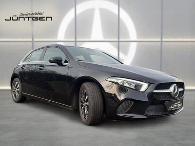 Gebraucht Mercedes A200 150 PS (110 kW) 2022 Schwarz Limousine