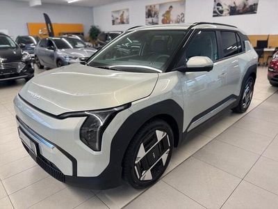 Second-hand Kia EV3 Earth 150 kW (204 CP) 2025 Argintiu SUV