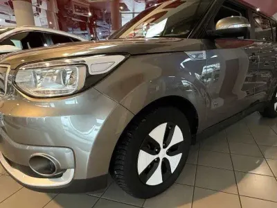 Gebraucht Kia Soul EV 80 kW (110 PS) 2016 Silber SUV