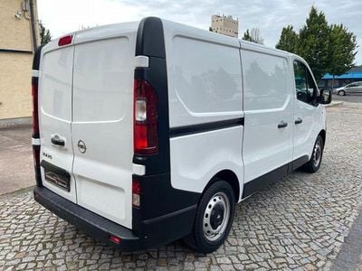 Usata Opel Vivaro 120 CV (88 kW) 2018 Bianco Monovolume