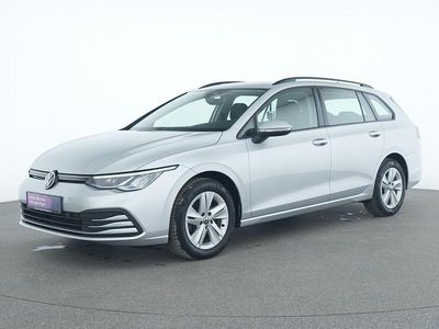 Second-hand VW Golf VIII Life 116 CP (85 kW) 2021 Argintiu Berlinǎ