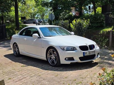 Gebraucht BMW 325 Cabriolet Sport Line 218 PS (160 kW) 2011 Weiß Cabrio