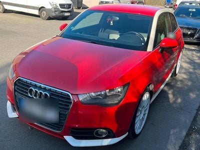 Gebraucht Audi A1 86 PS (63 kW) 2013 Rot Kleinwagen