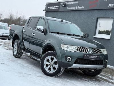 Gebraucht Mitsubishi L200 Intense 178 PS (130 kW) 2011 Grün Abholung