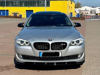 Gebraucht BMW 520 Sport Line 184 PS (135 kW) 2012 Silber Limousine