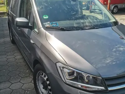 Gebraucht VW Caddy Maxi 150 PS (110 kW) 2019 Grau Van / Kleinbus