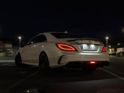 Gebraucht Mercedes CLS63 AMG AMG 557 PS (409 kW) 2015 Weiß Limousine
