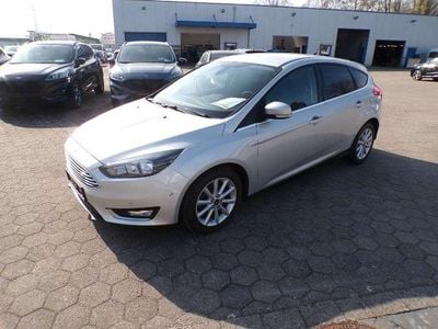 Gebraucht Ford Focus Titanium 125 PS (91 kW) 2018 Silber Limousine