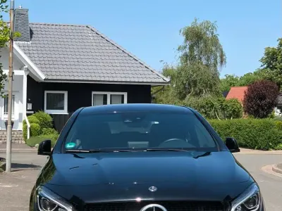 Brugt Mercedes CLA220 177 HK (130 kW) 2018 Sort Sedan
