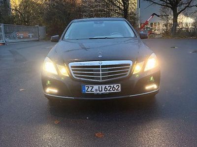 Mercedes E220