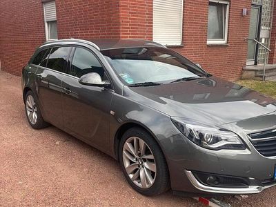 Gebraucht Opel Insignia 134 PS (98 kW) 2017 Grau Kombi