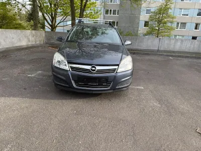 Używany Opel Astra Cosmo 130 KM (95 kW) 2008 Kombi