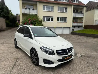 Gebraucht Mercedes B180 Style 122 PS (89 kW) 2016 Weiß Van / Kleinbus