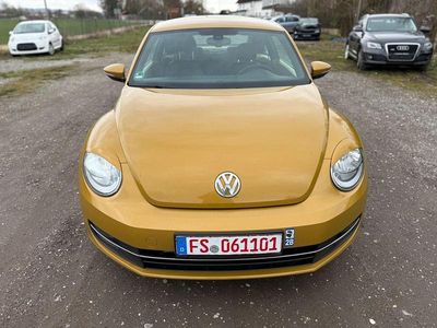 Gebraucht VW Beetle Design 110 PS (80 kW) 2016 Gelb Kleinwagen