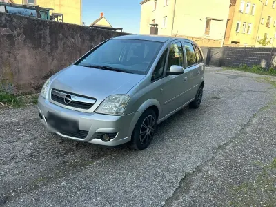 Używany Opel Meriva 90 KM (66 kW) 2007 Srebrny Minivan