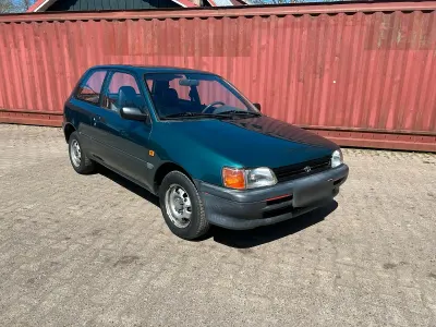 Brugt Toyota Starlet 75 HK (55 kW) 1993 Hatchback