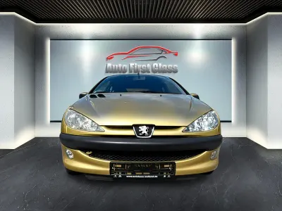 Gebraucht Peugeot 206 75 PS (55 kW) 2003 Gold Kleinwagen