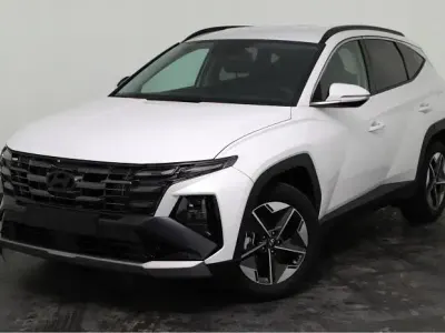 Neu Hyundai Tucson Trend 160 PS (117 kW) 2025 Weiß, serenity white SUV
