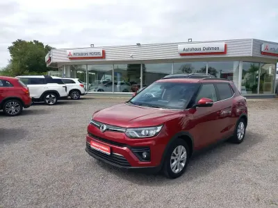 Gebraucht SsangYong Tivoli Quartz 163 PS (119 kW) 2020 Cherry red SUV