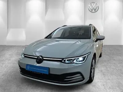 Gebraucht VW Golf VIII Business 190 PS (139 kW) 2023 Pure white Kombi