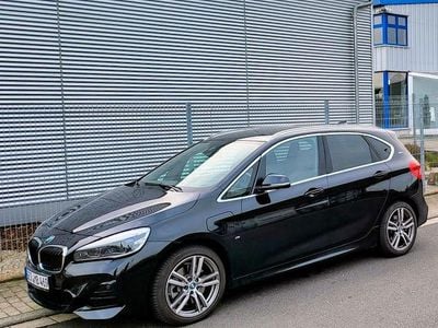 Schwarz Gebraucht 2018 BMW 225 Active Tourer M Sport Van / Kleinbus | 15.700 € (Fairer Preis)