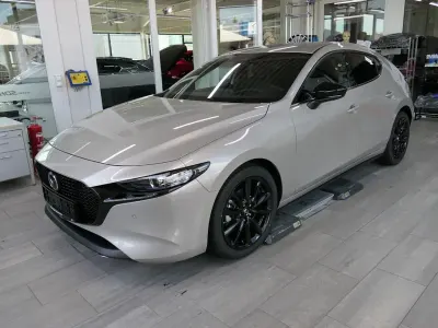 Neu Mazda 3 Homura-Line 140 PS (102 kW) 2026 Silber SUV