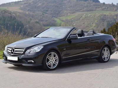 Usata Mercedes E350 AMG 292 CV (214 kW) 2010 Nero Cabrio